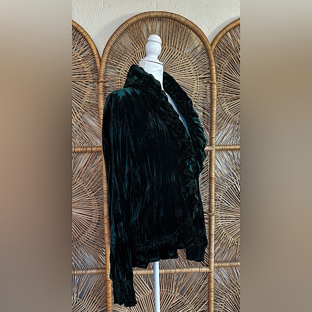 Bianco Levrin Ruffle Chantal Crushed Velvet Jacket